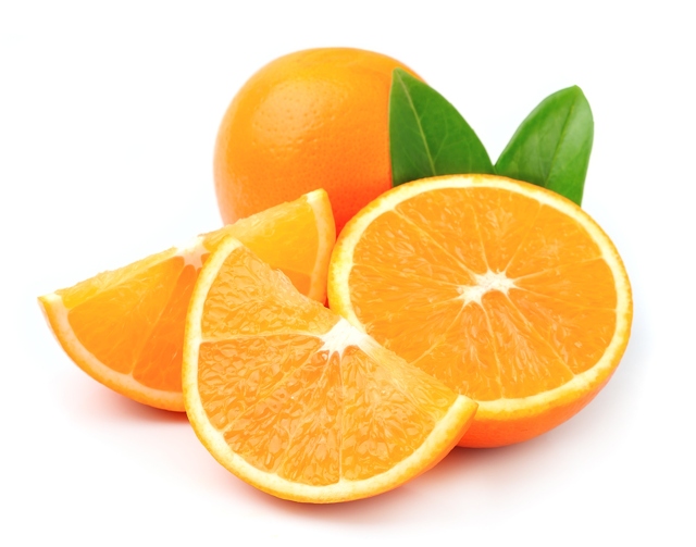naranjas enteras y en porciones
