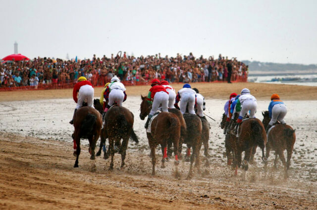 Carrera de caballos de Sanlúcar, fiesta de interés turístico internacional | HCMN